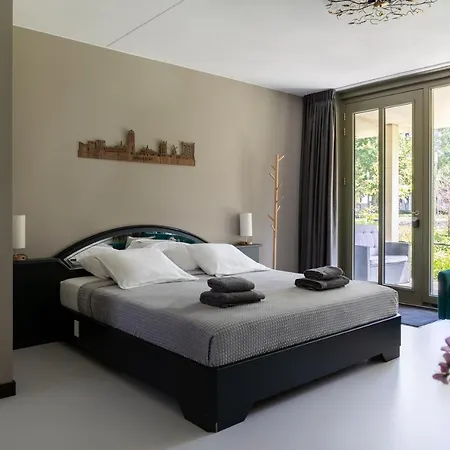 Luxury With King Size Bed Maison d'hôtes Dordrecht