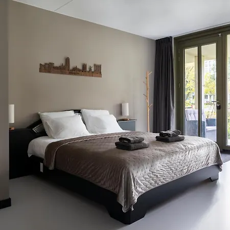 Maison d'hôtes Luxury With King Size Bed *