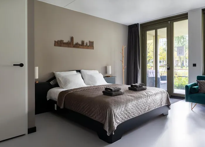 ゲストハウス Luxury With King Size Bed 3*