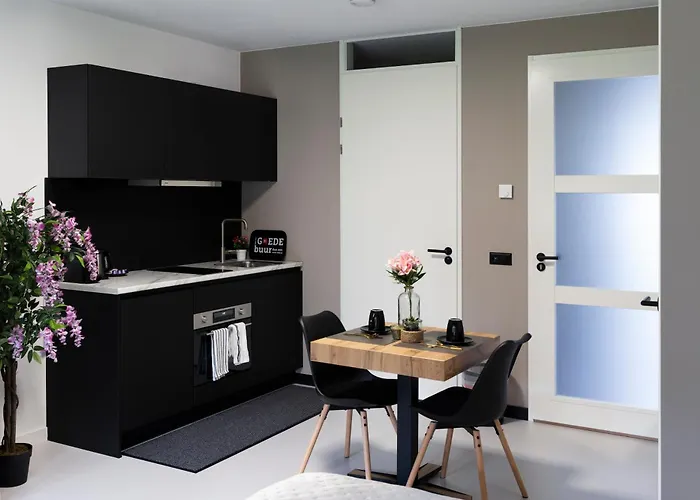 ゲストハウス Luxury With King Size Bed