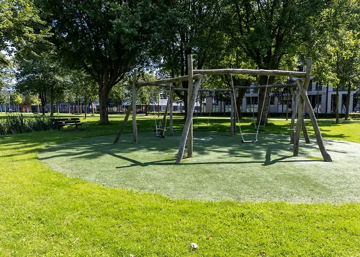 Luxury With King Size Bed